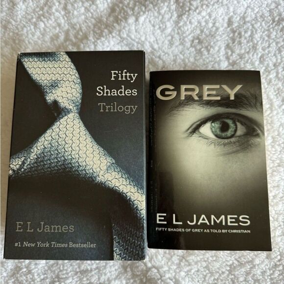 50 Shades of Grey Book Collection - Picture 1 of 2